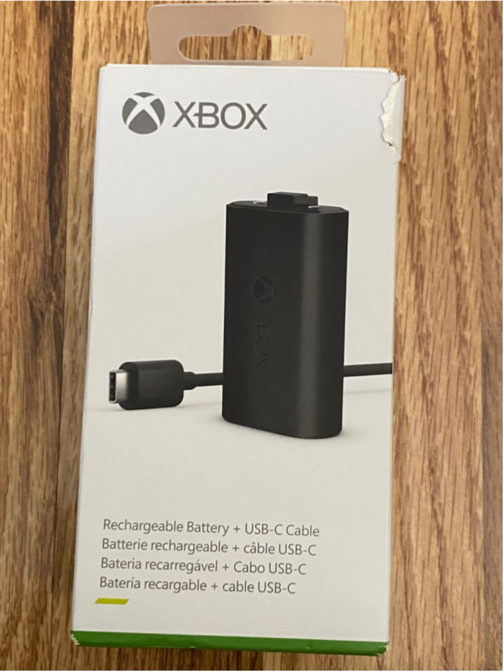 Xbox Rechargeable Battery and USB-C Cable One Size Black New